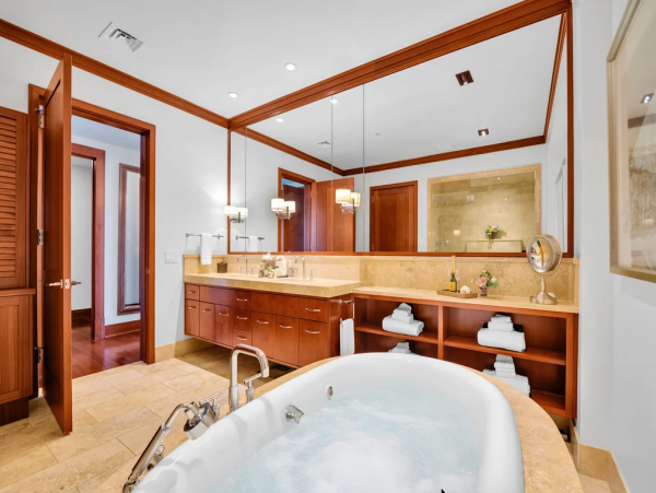 Luxury Maui Villa Ocean Views - Unforgettable Getaway